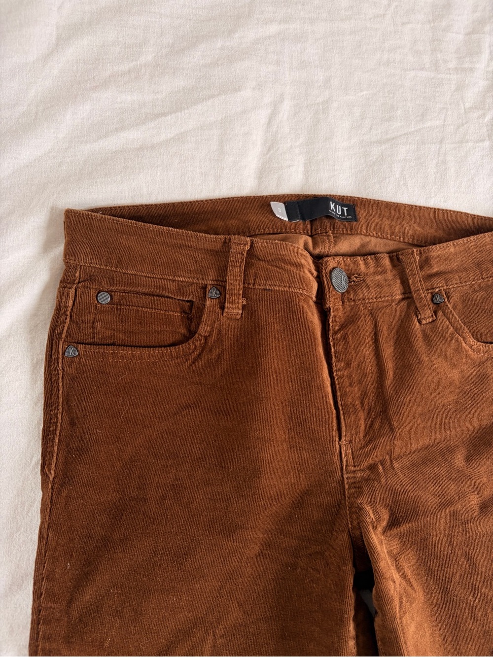 KUT From The Kloth Diana Fab Ab High Rise Skinny Corduroy Pants | Brown | Size 8
